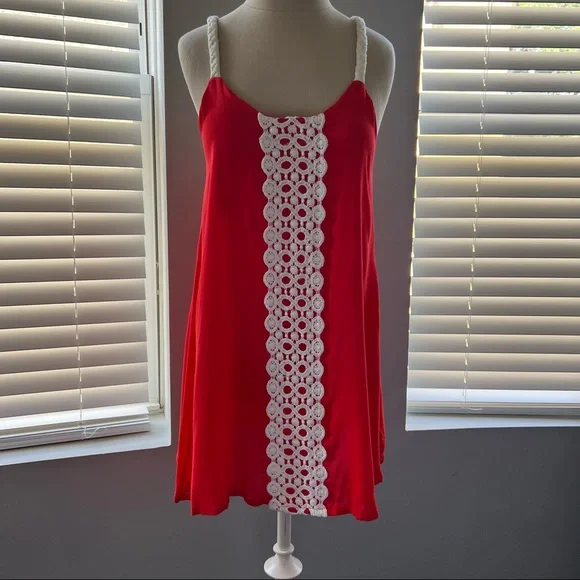 Tomato Tunic with Crochet Accent - Picture 2 of 5